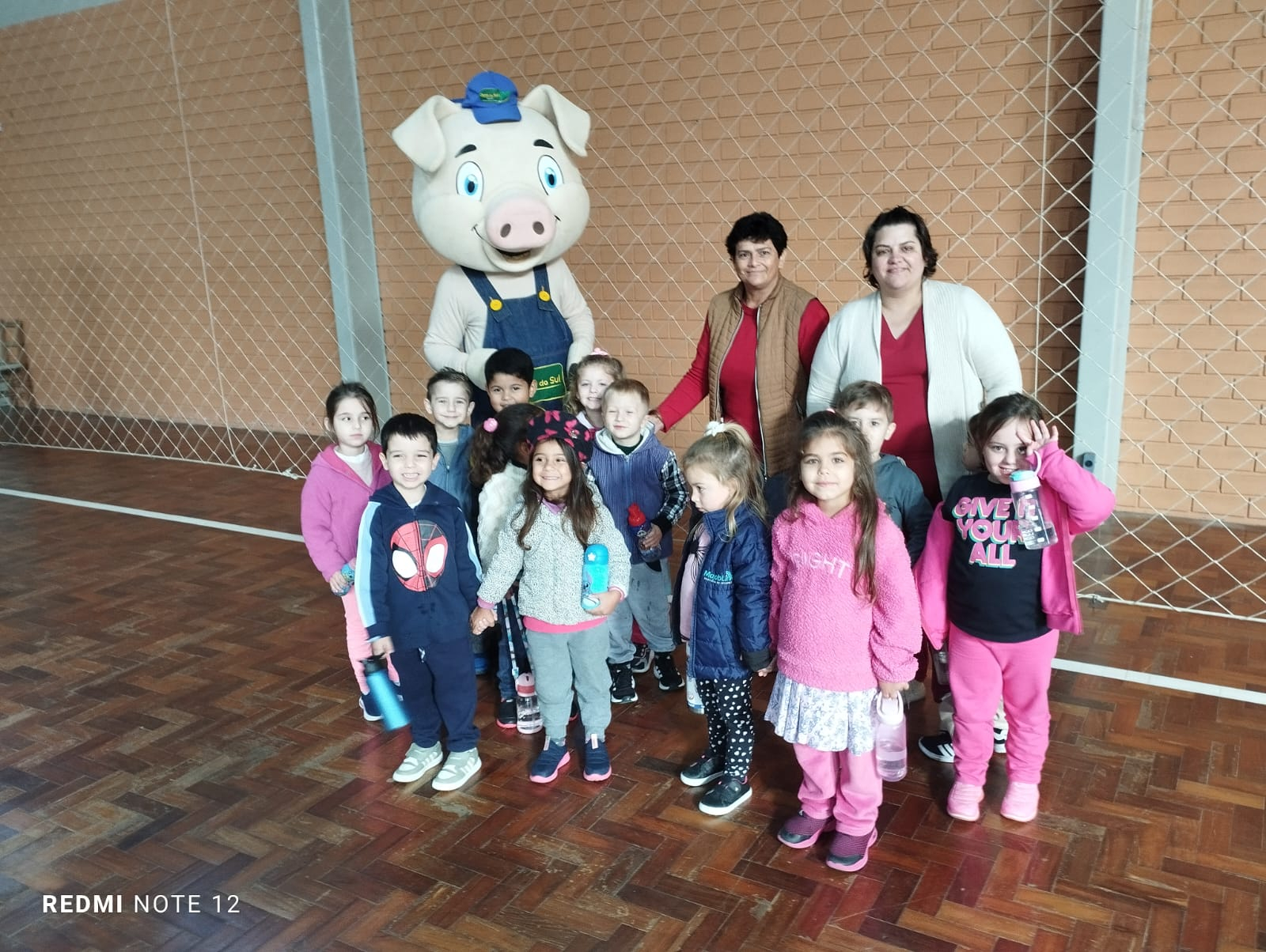 Ourinho visita escolas de São José do Sul