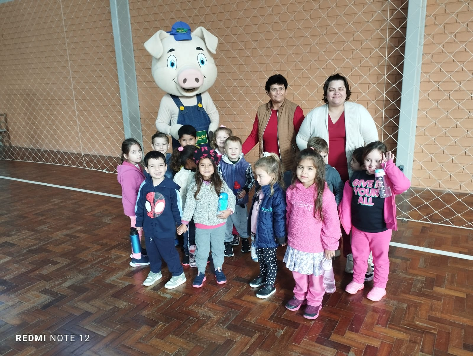 Ourinho visita escolas de São José do Sul