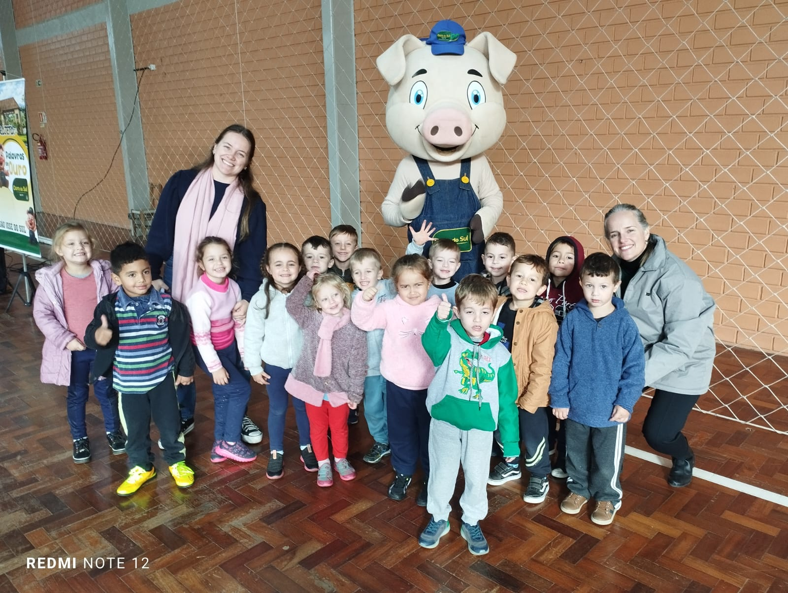 Ourinho visita escolas de São José do Sul